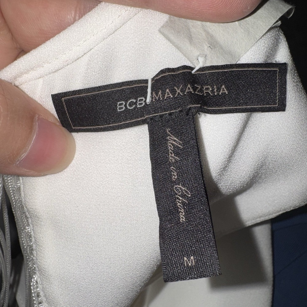 BCBG Maxazria Women's Sz M Sexy‎ Blouse White Kyleigh Fringeback Slitsleeve Top - Picture 6 of 16